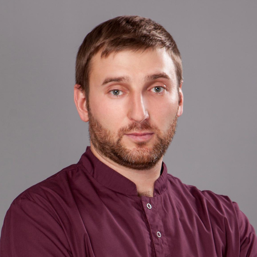 Максим Половинко